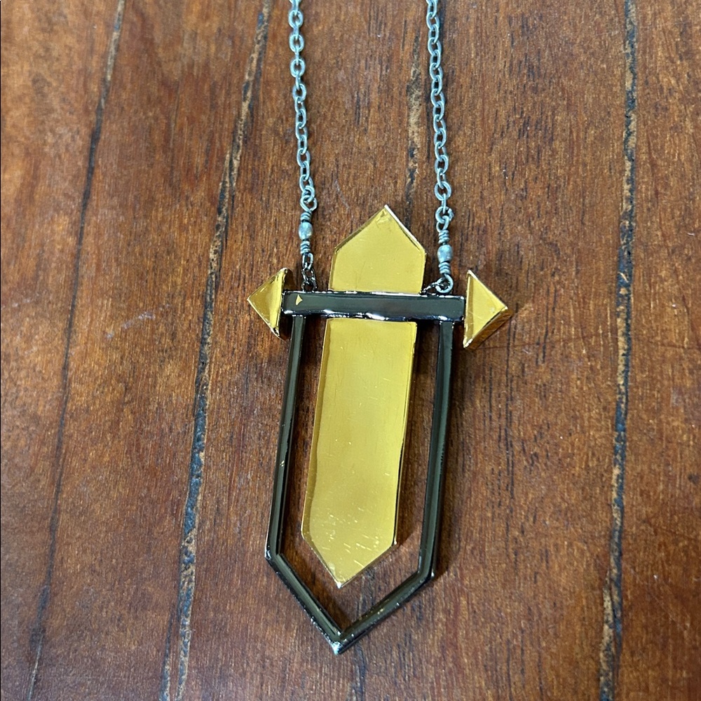 Necklace - Picture 2 of 7
